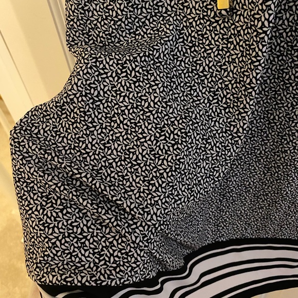 Michael Kors Dress - Picture 2 of 3